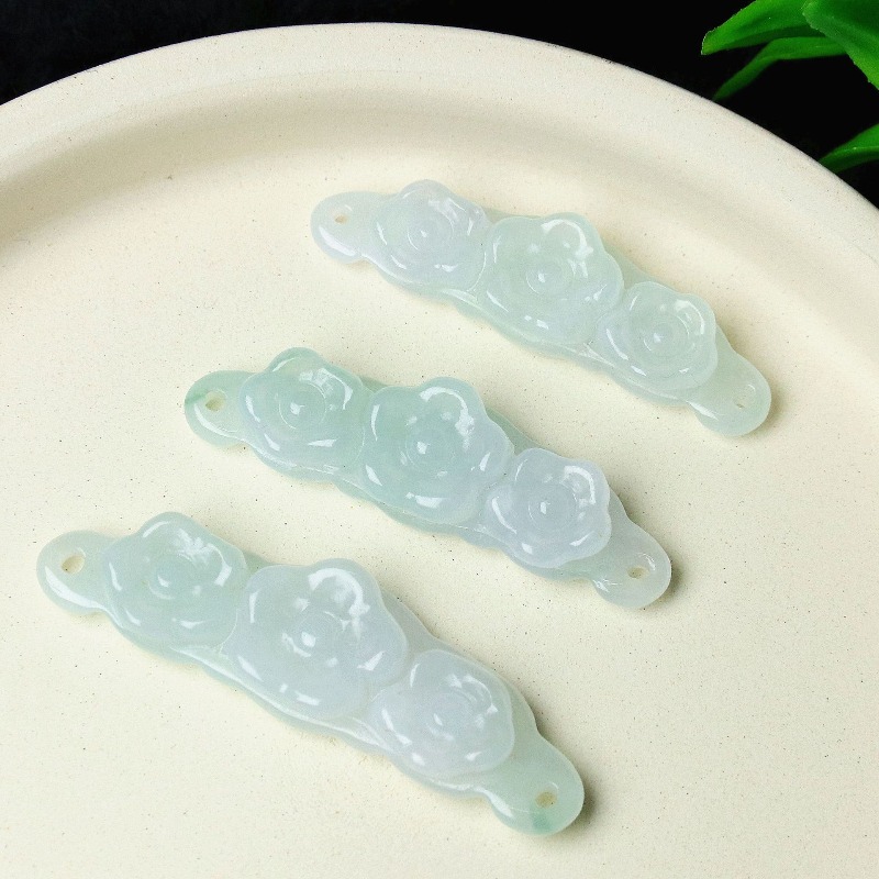 Women'S Accessories And Jewelry - 1 Stück Natürlicher Jadeit Smaragd Blumen-Handkarte