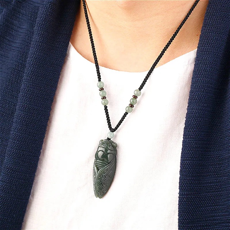 Natürliche Hetian Jade Zikade  – Women Accessories For Hand Bewertung und Preis