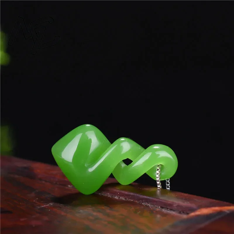 Natürliche Hetian Jade grüne F – Women Accessories For Hand Bewertung und Preis
