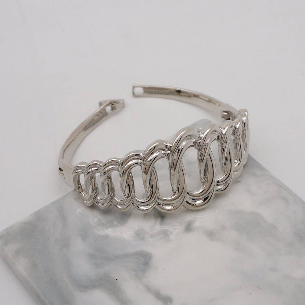Trendige Dubai Silberfarbene S – Women Accessories Dubai Bewertung und Preis
