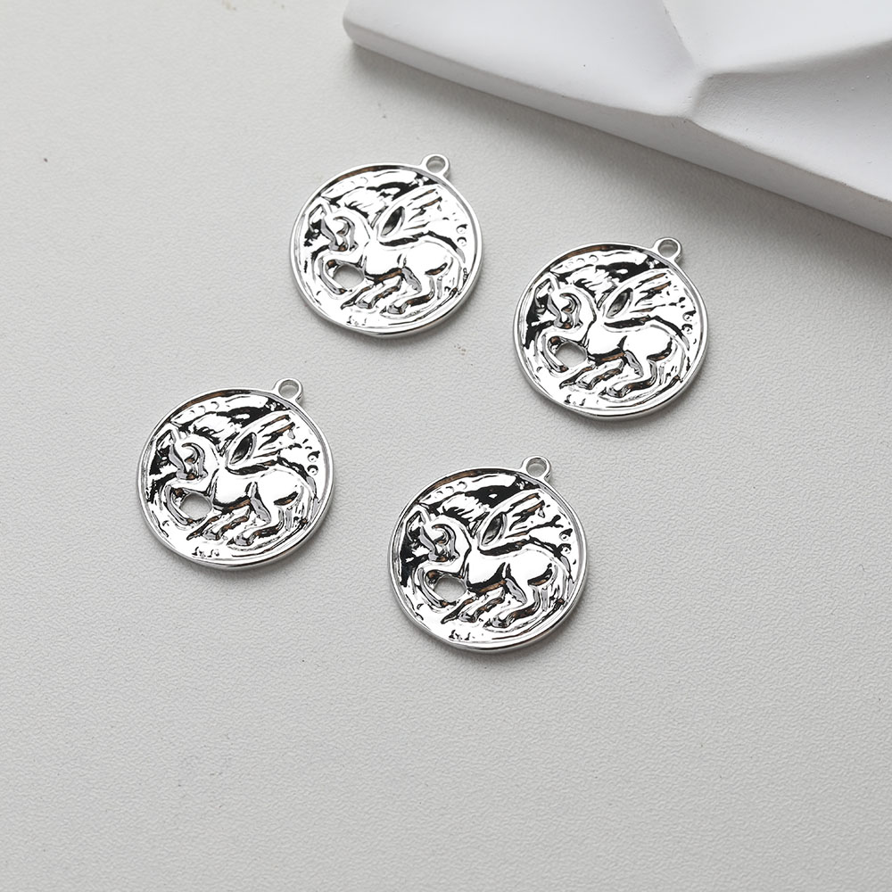 4 Stück zierliche Einhorn-Char – Charm Necklace Dainty Bewertung und Preis